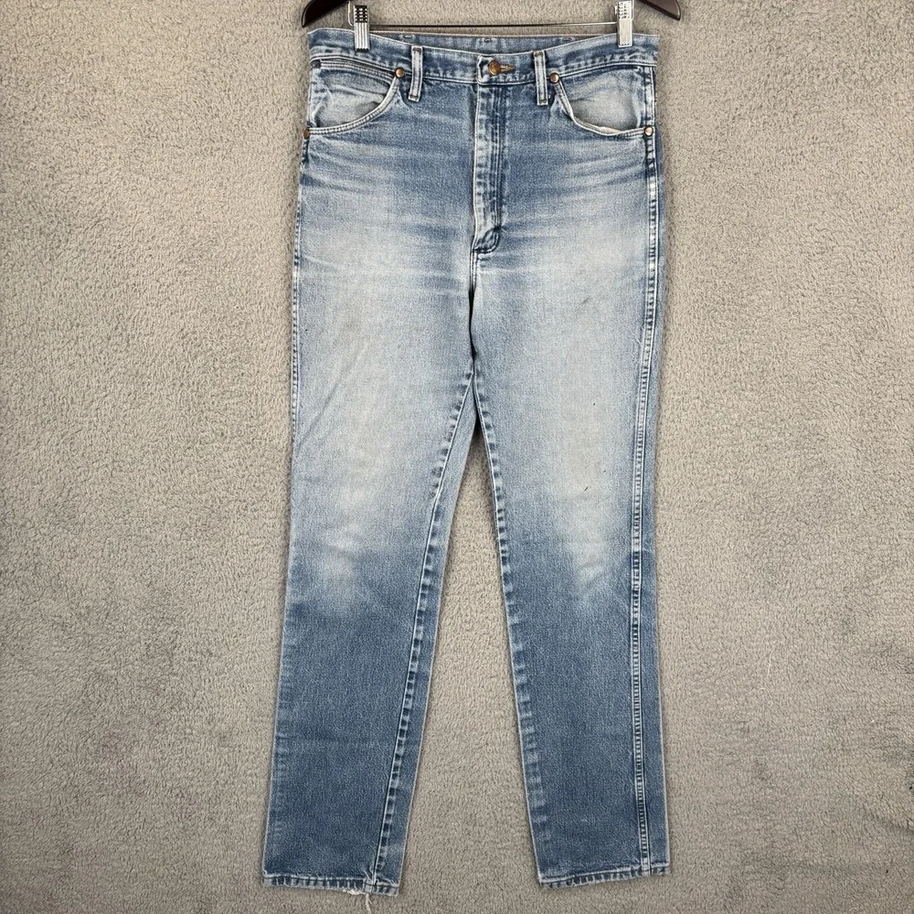 Wrangler Jeans Mens 33x38 (Fits 32x36) Blue Cowboy Cut Slim Fit Faded Distressed